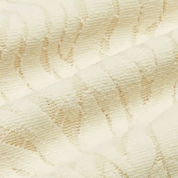 Aritzia Babaton Shapelace Mockneck Long Sleeve Cream Cropped Blouse - Picture 5 of 13